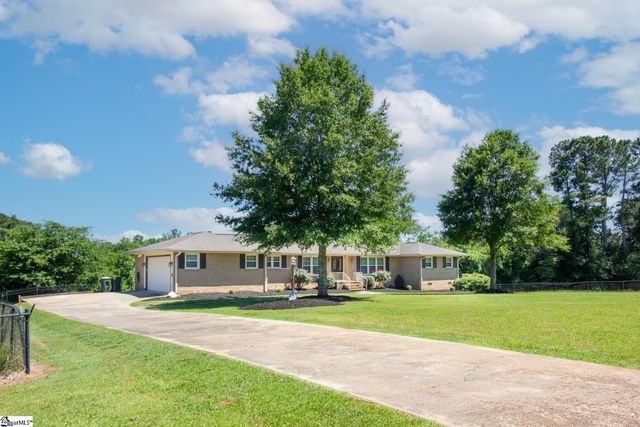 230 Jenkins Circle, Townville, SC 29689