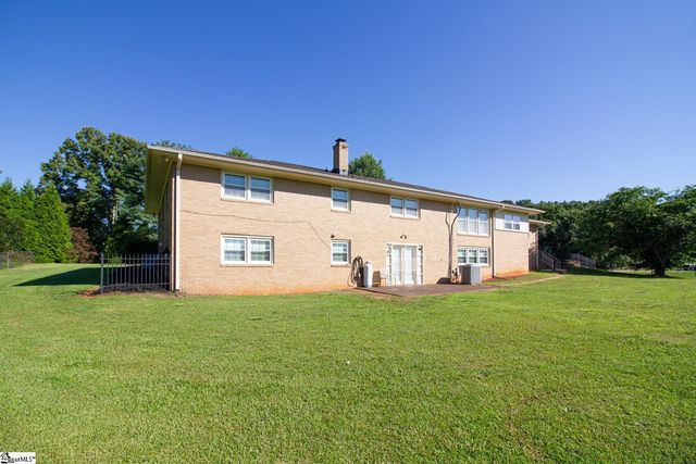 230 Jenkins Circle, Townville, SC 29689