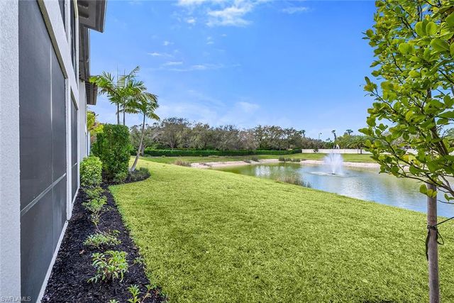 16885 Fairgrove Way Unit 102, Naples, FL 34110