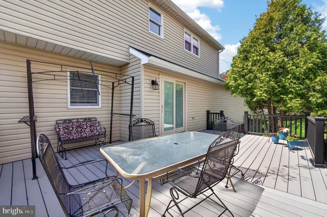 1115 LOFTING LN, West Chester, PA 19382