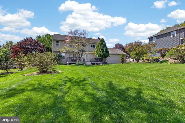 1115 LOFTING LN, West Chester, PA 19382