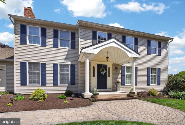 1115 LOFTING LN, West Chester, PA 19382