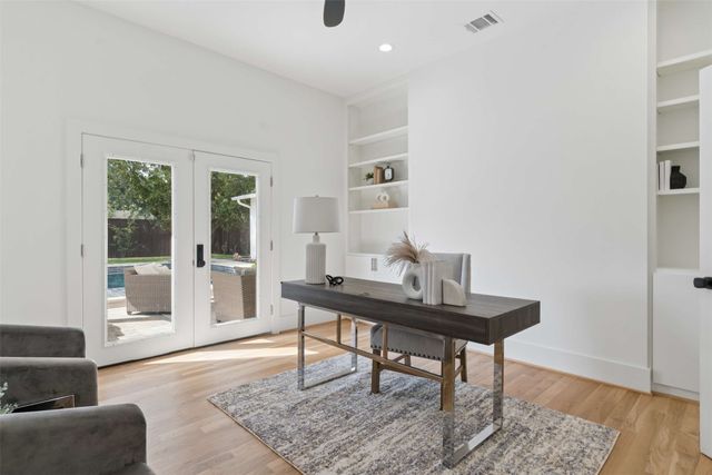 6452 Lavendale Avenue, Dallas, TX 75230