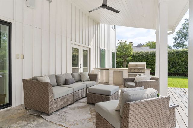 6452 Lavendale Avenue, Dallas, TX 75230