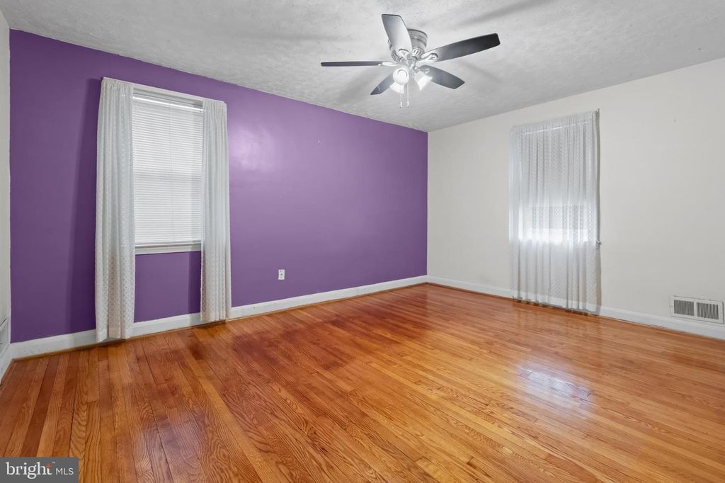 Image 15 of property listing at 3920 ROSECREST AVE, Baltimore, MD 21215