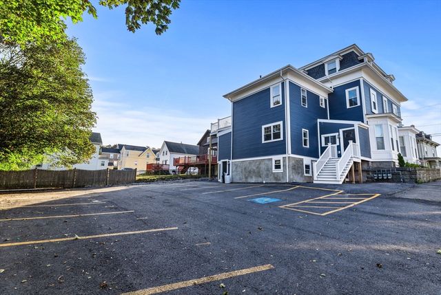 62 Chestnut Street Unit 2, Saugus, MA 01906
