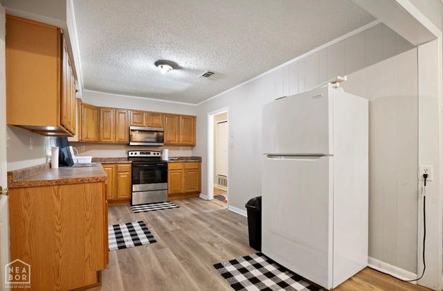 2004 S Kathleen, Jonesboro, AR 72401
