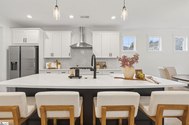125 Coppa Court, Fountain Inn, SC 29644