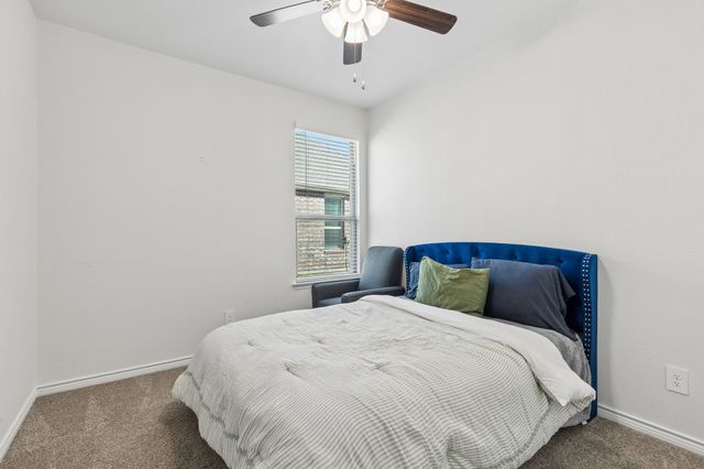 3600 Bedrock Way, Aubrey, TX 76227