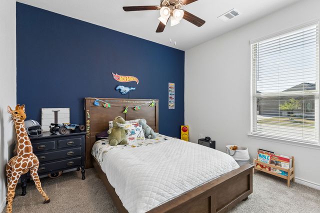 3600 Bedrock Way, Aubrey, TX 76227