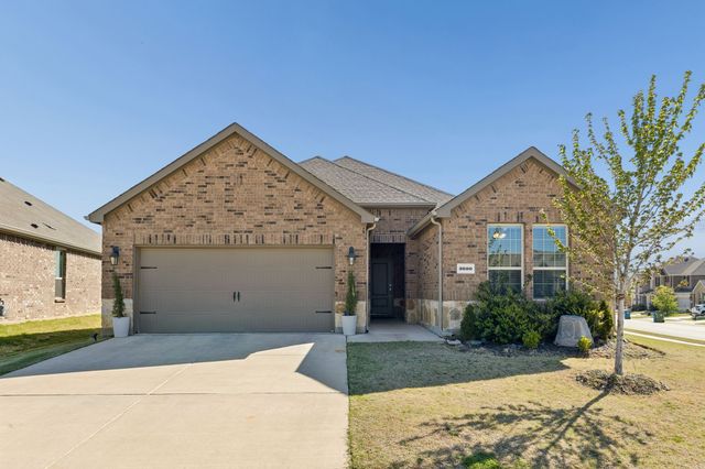 3600 Bedrock Way, Aubrey, TX 76227