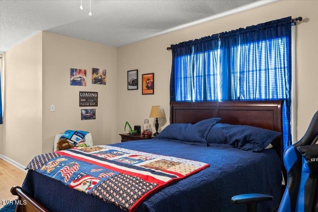 12425 Prices Bridge Road, Glade Spring, VA 24340
