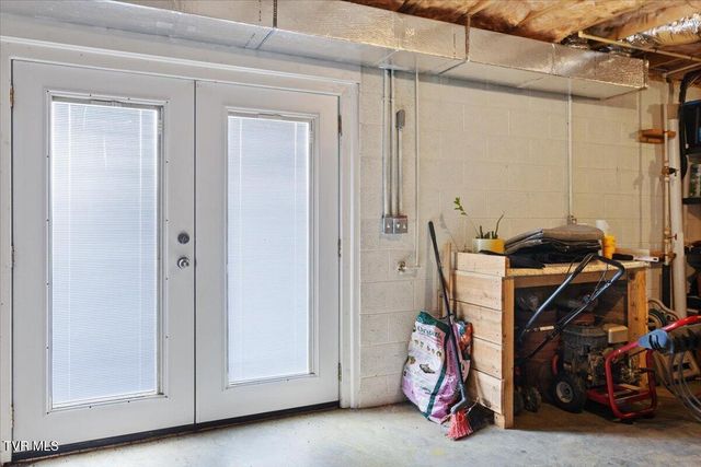 12425 Prices Bridge Road, Glade Spring, VA 24340