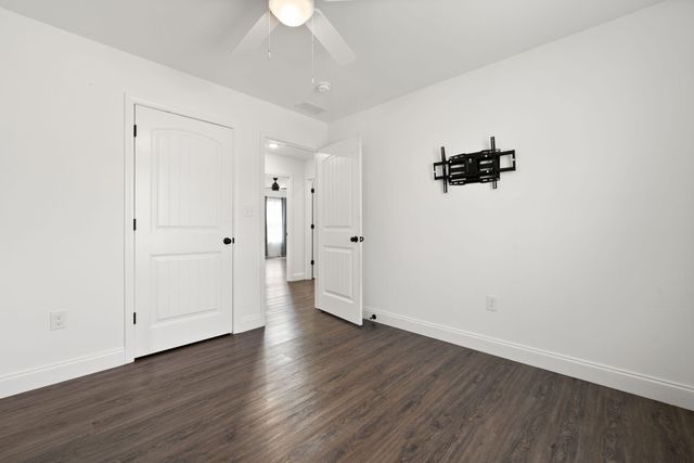 909 Pine Hill Brock Road, London, KY 40741