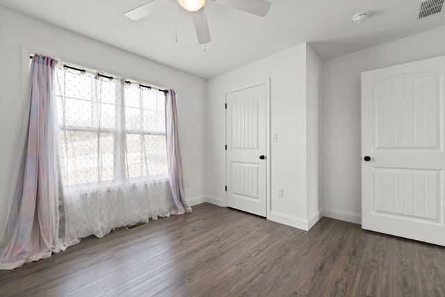 909 Pine Hill Brock Road, London, KY 40741