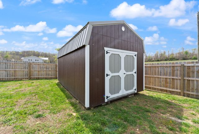 909 Pine Hill Brock Road, London, KY 40741