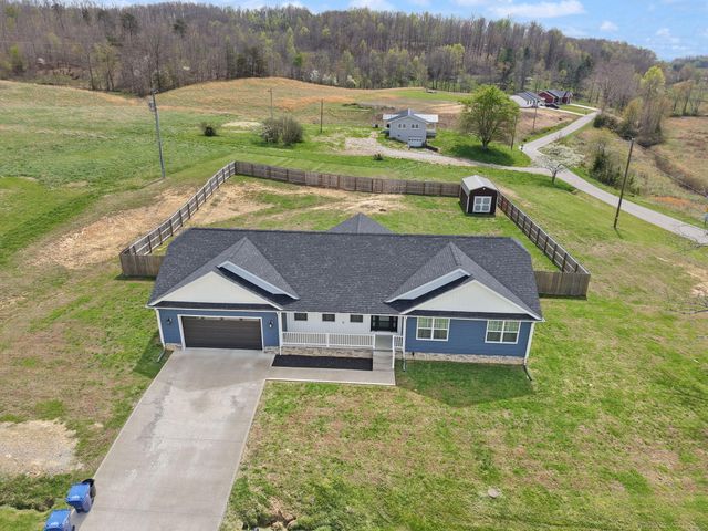 909 Pine Hill Brock Road, London, KY 40741