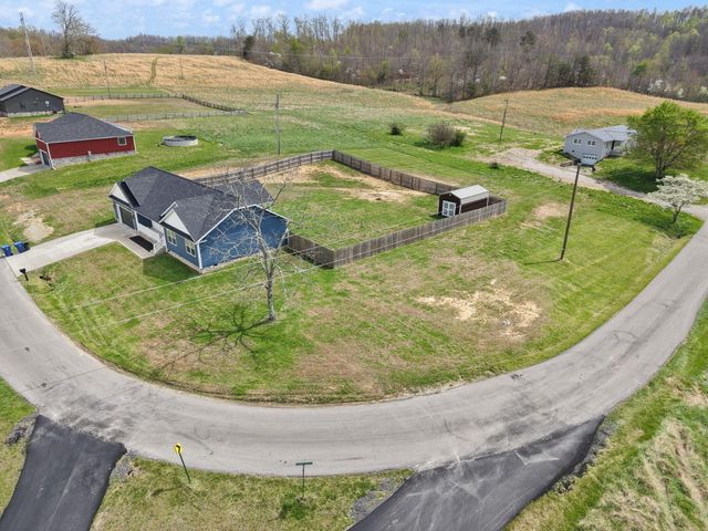 909 Pine Hill Brock Road, London, KY 40741