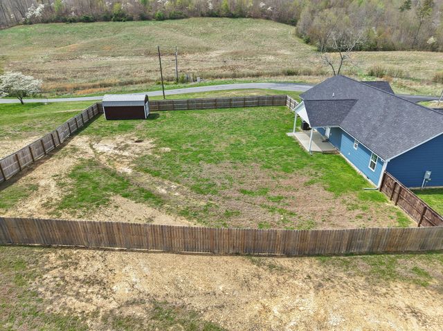 909 Pine Hill Brock Road, London, KY 40741