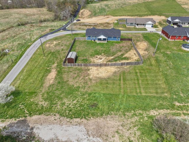 909 Pine Hill Brock Road, London, KY 40741