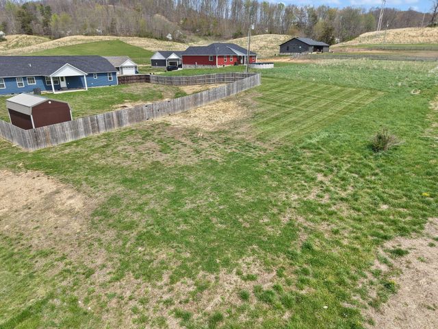 909 Pine Hill Brock Road, London, KY 40741
