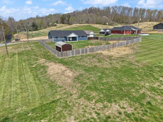 909 Pine Hill Brock Road, London, KY 40741