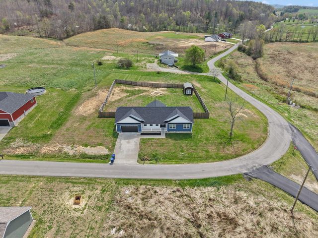 909 Pine Hill Brock Road, London, KY 40741