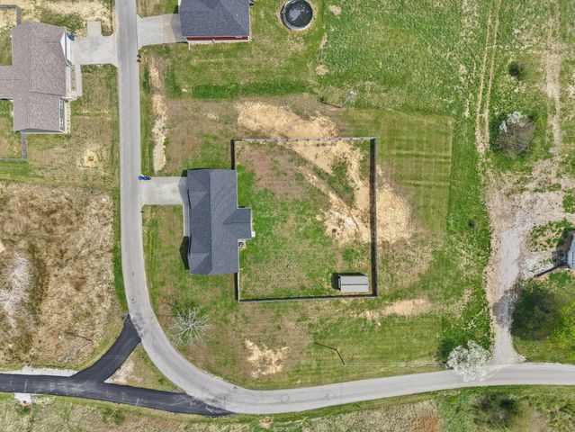909 Pine Hill Brock Road, London, KY 40741