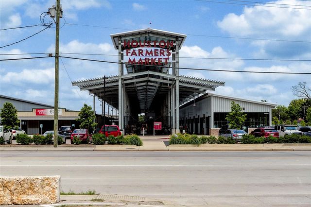 1115 E 27th Street, Houston, TX 77009