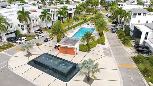 8340 NW 33 Terrace, Doral, FL 33122