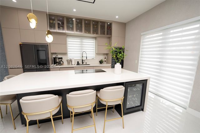8340 NW 33 Terrace, Doral, FL 33122