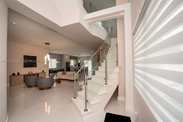 8340 NW 33 Terrace, Doral, FL 33122