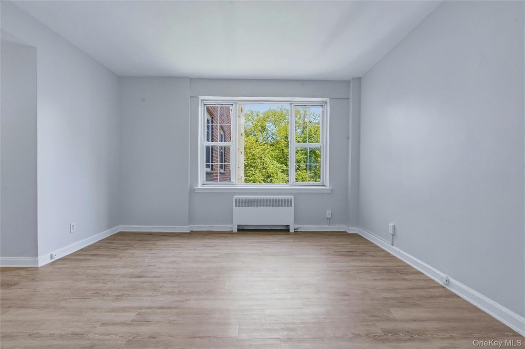 230 Pelham Road 4L, New Rochelle, NY 10805 — photo 2