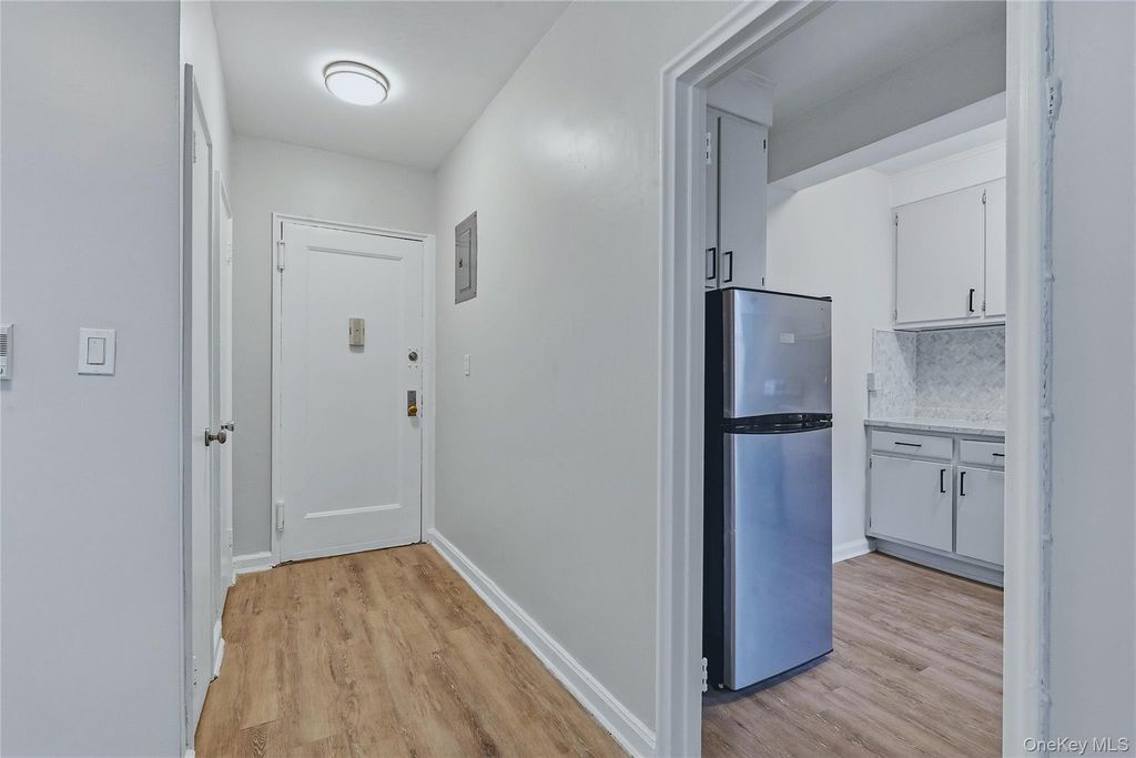 230 Pelham Road 4L, New Rochelle, NY 10805 — photo 3