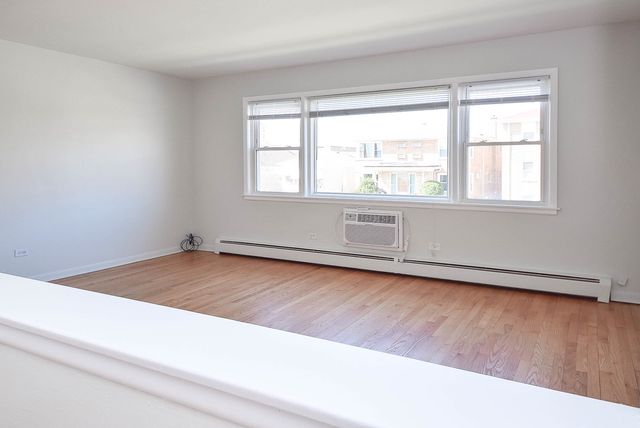 7347 W Diversey Avenue 3, Elmwood Park, IL 60707