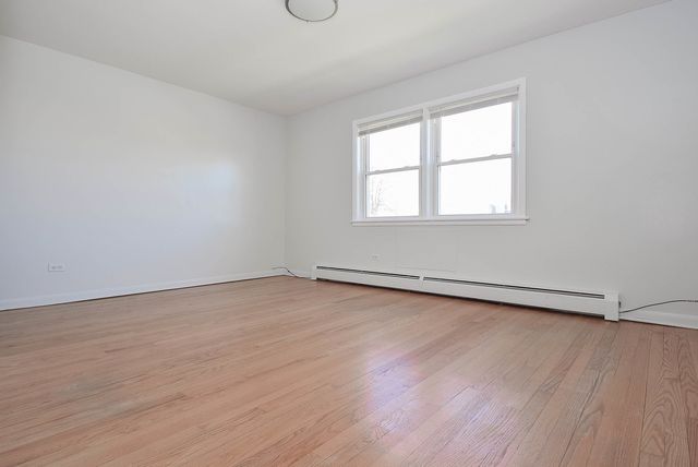 7347 W Diversey Avenue 3, Elmwood Park, IL 60707