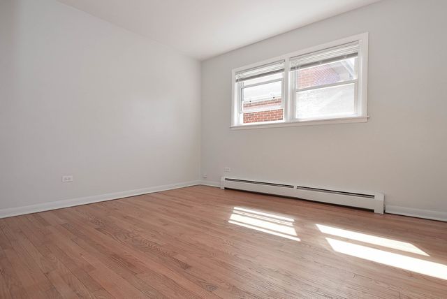 7347 W Diversey Avenue 3, Elmwood Park, IL 60707