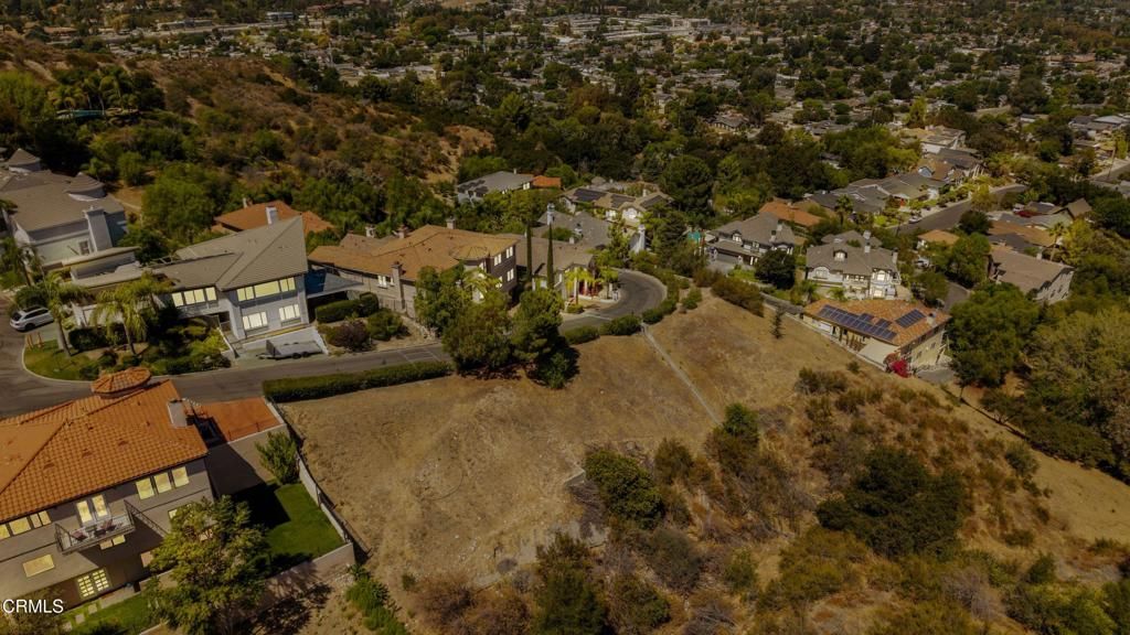 24856 Bella Vista Drive, Newhall, CA 91321 — photo 5