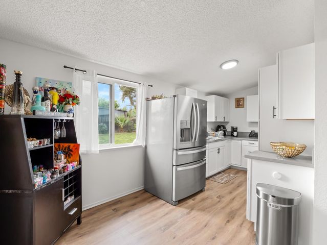 2564 Crescent Avenue, Clovis, CA 93612