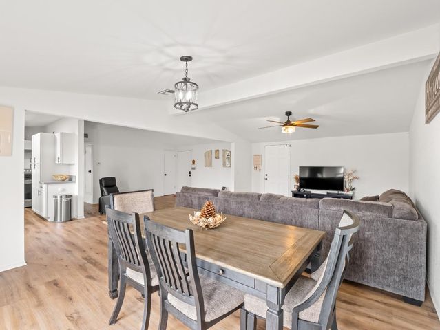 2564 Crescent Avenue, Clovis, CA 93612