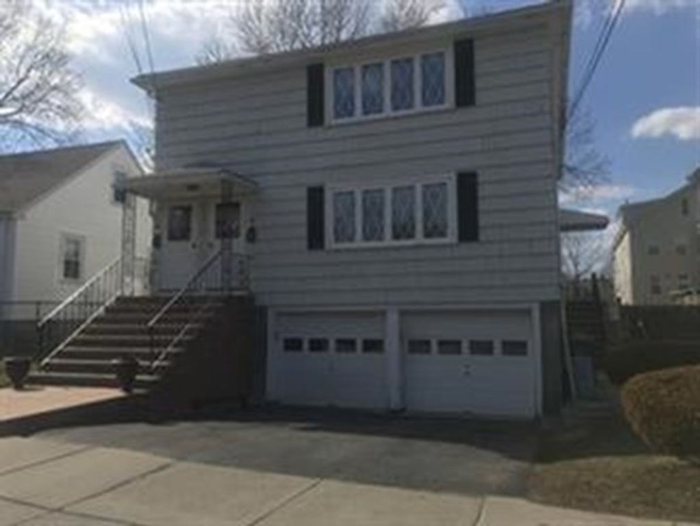 89 Duff St 2, Watertown, MA 02472
