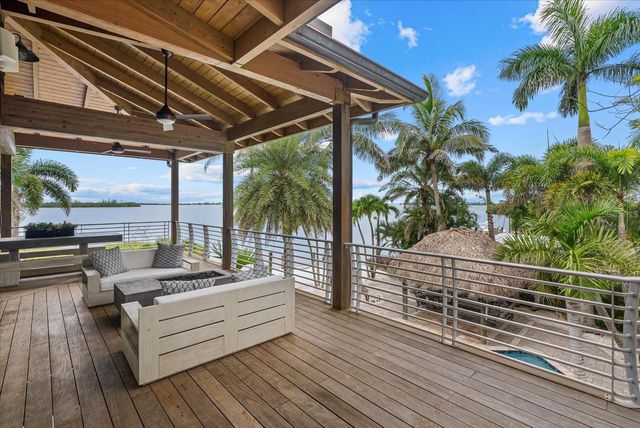 10216 46TH AVENUE W, Bradenton, FL 34210