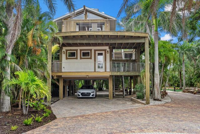 10216 46TH AVENUE W, Bradenton, FL 34210