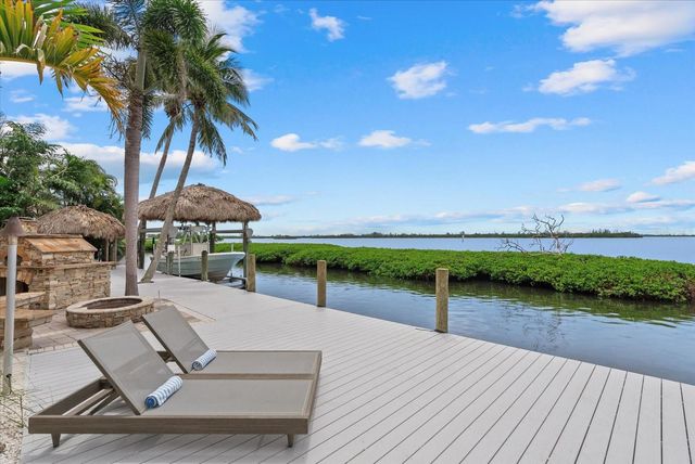 10216 46TH AVENUE W, Bradenton, FL 34210