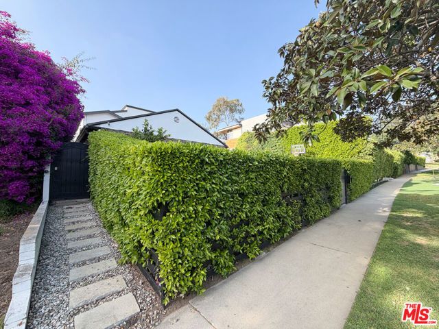 13219 ROSE Avenue, Los Angeles, CA 90066