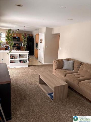 1525 Cambridge Drive, Lower Macungie Twp, PA 18062