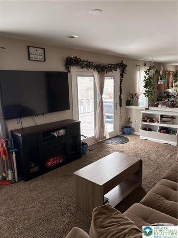 1525 Cambridge Drive, Lower Macungie Twp, PA 18062