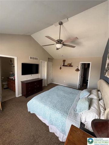 1525 Cambridge Drive, Lower Macungie Twp, PA 18062