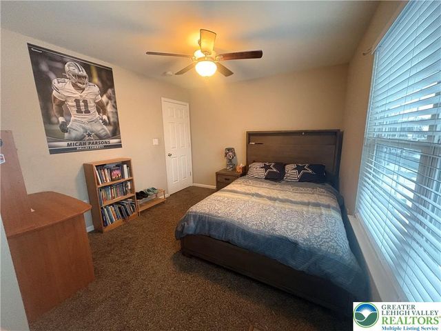 1525 Cambridge Drive, Lower Macungie Twp, PA 18062