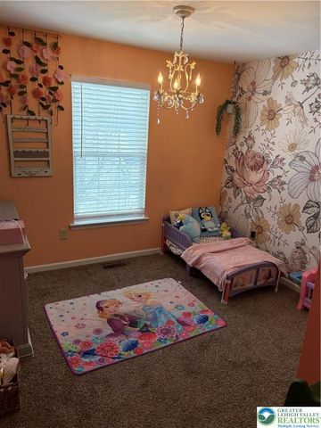 1525 Cambridge Drive, Lower Macungie Twp, PA 18062